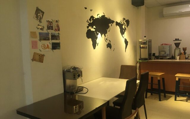 Little House Hostel