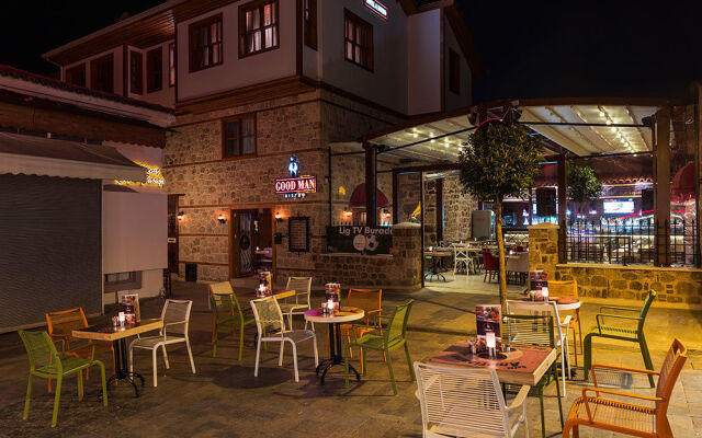 Goodman Hotel Bistro