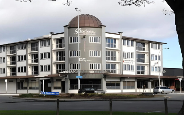Parkview On Hagley