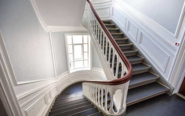 210sqm Lux Penthouse, City Centre-next to Tivoli