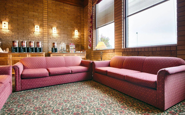 Best Western Plus Ahtanum Inn