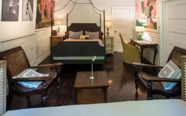 Two-bedroom Brooklyn Brownstone