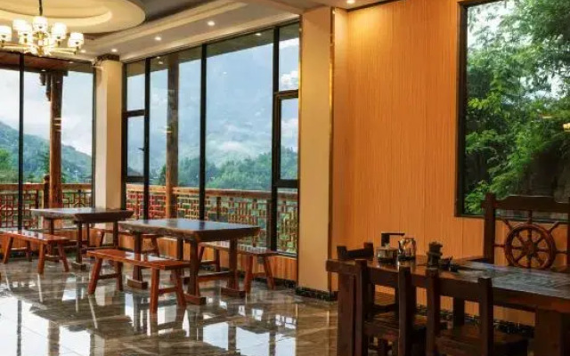 Longji Terraces Yuyang Galaxy Panorama Inn