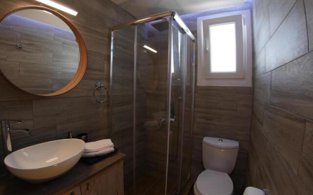 Lux Sea Apartment - Porto Rafti
