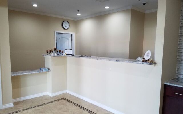 Luxury Inn & RV Park