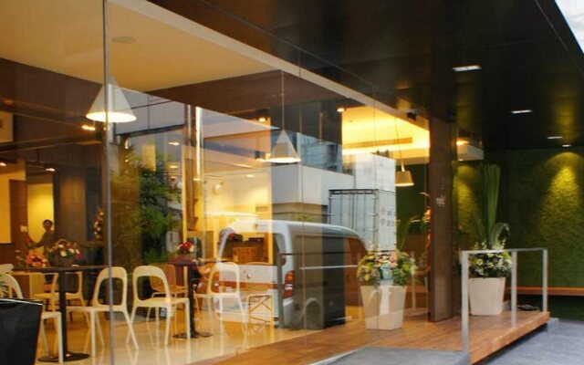 Metz Pratunam Hotel