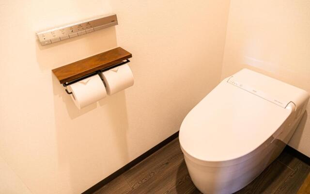 Guesthouse OKI's Inn - Hostel