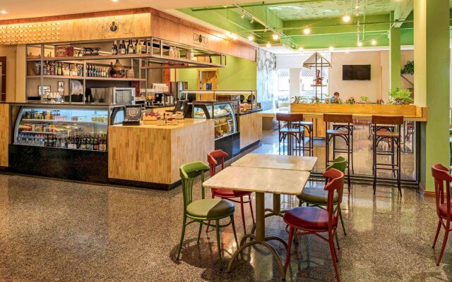 Ibis Styles Curitiba Santa Felicidade