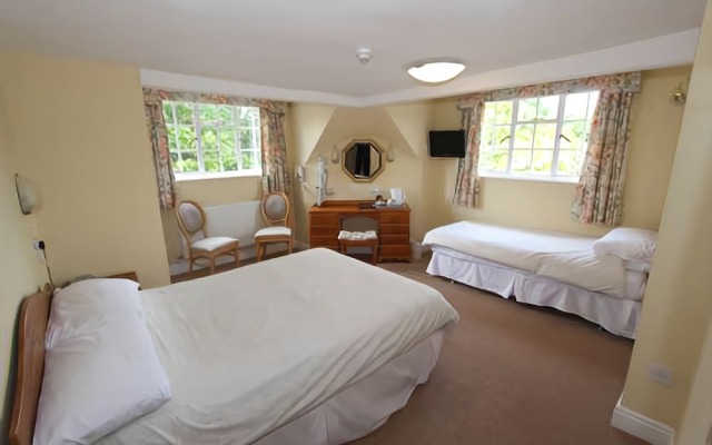 Hunters Moon Hotel