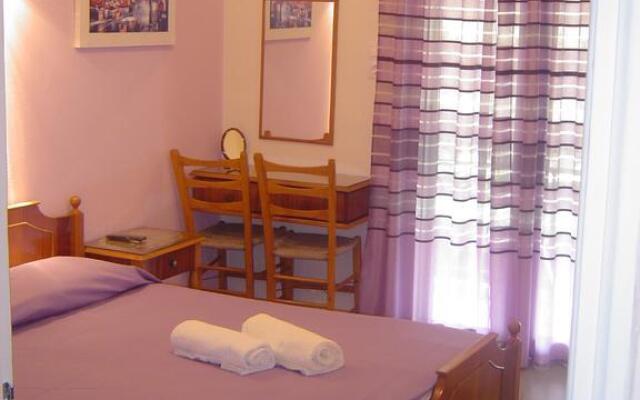 Nana Hotel