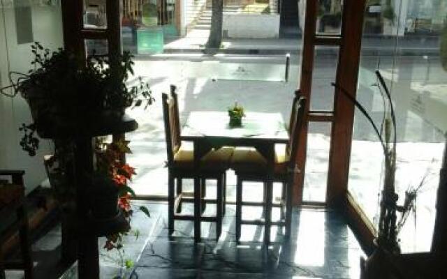 Hosteria Las Violetas