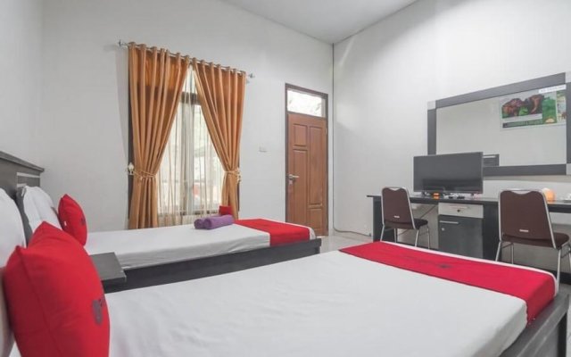 RedDoorz near Radin Intan Airport Lampung 2