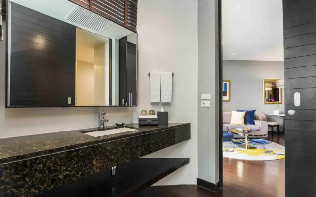 Chatrium Residence Riverside
