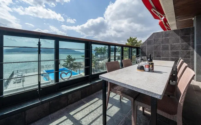 Sacheon Bichae Pension