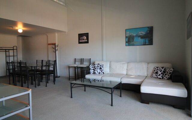 Razorback 11 - Razorback Plaza Jindabyne