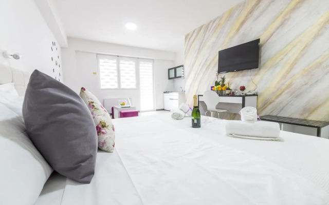 Astera Apart Hotel