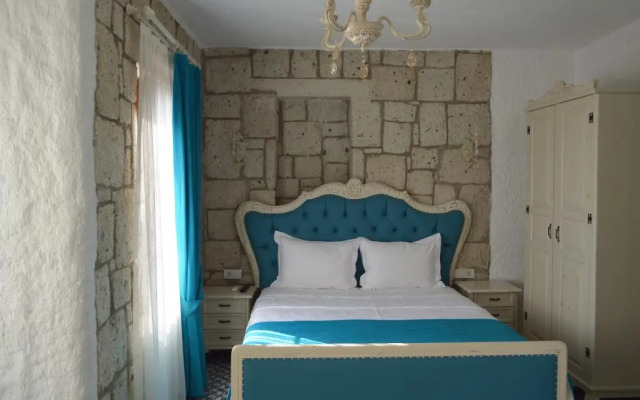 Fehmibey Alacati Otel