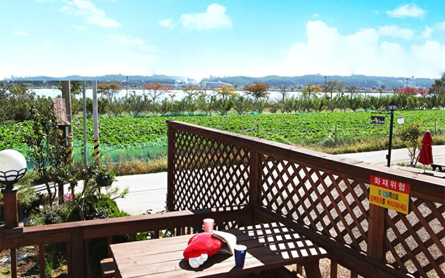 Gyeonpo Sea Travel Pension