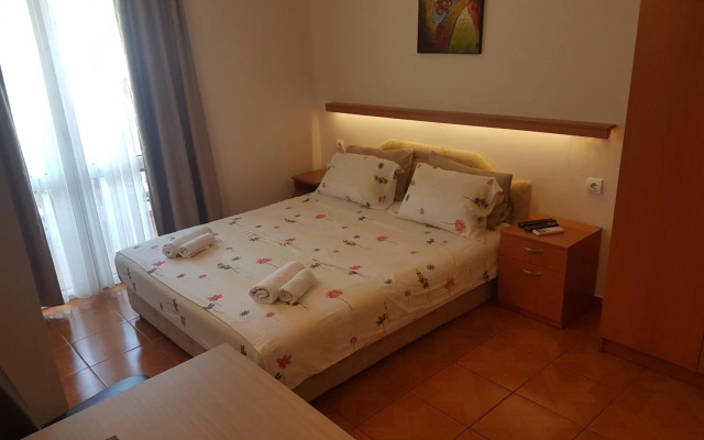 Kojic Apartments