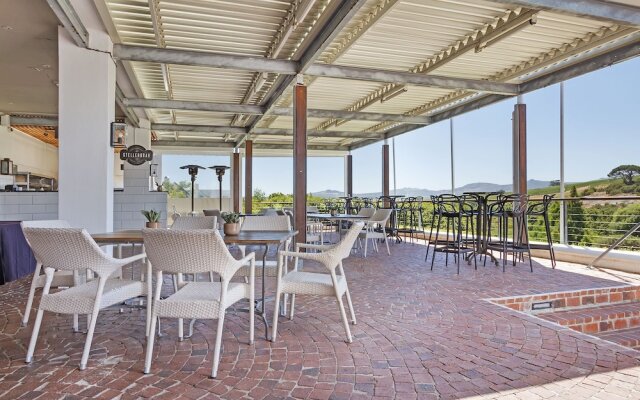 Winelands Golf Lodges 24
