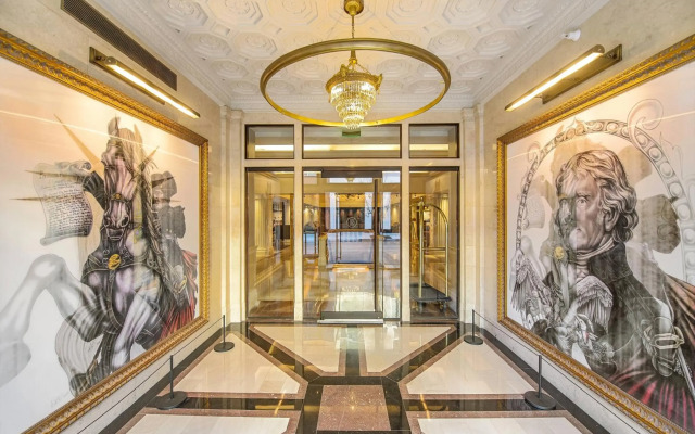 WATERMARK Baton Rouge, Autograph Collection