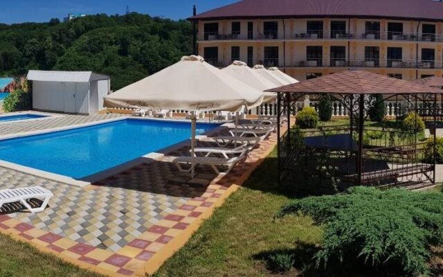 Hotel Aqua Villa