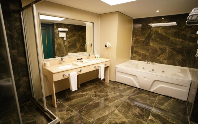 Gazelle Resort & Spa