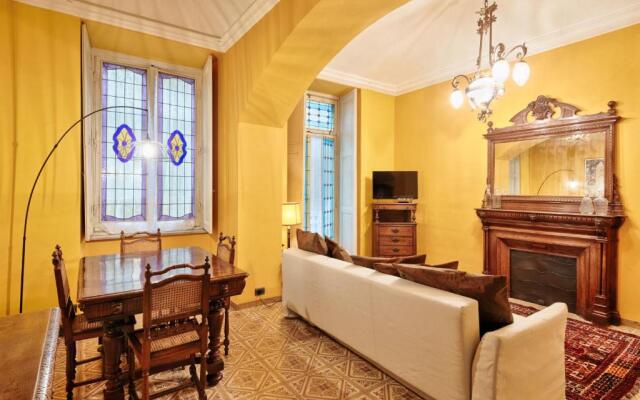 Il rifugio dei Mercanti- Piazza Castello