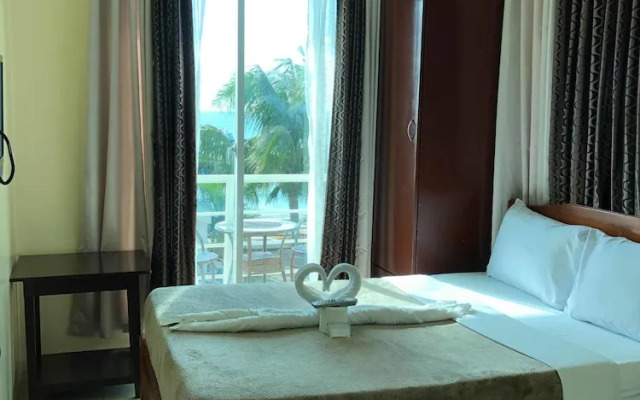 S-E Hotel and Residence