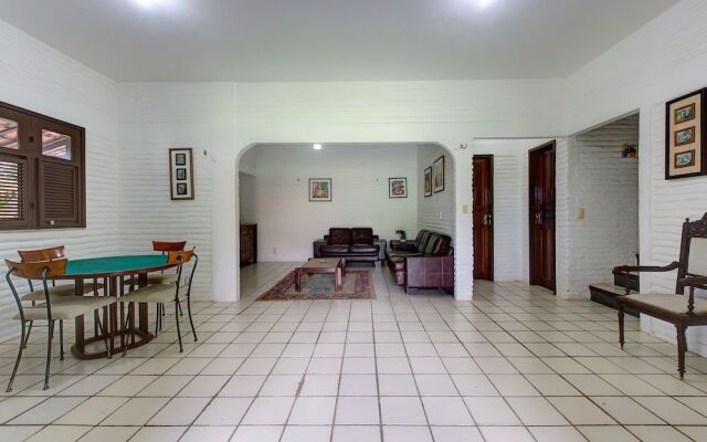 Casa bem localizada na Praia do Presidio em Aquiraz - CE