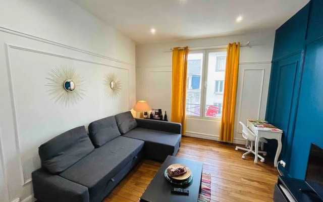 L Tape R Moise Hypercentre Sub