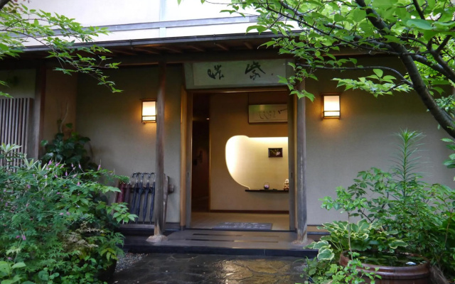 Nonohanatei Komurasaki