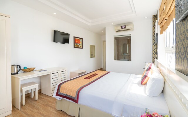 Jay Grand Hotel