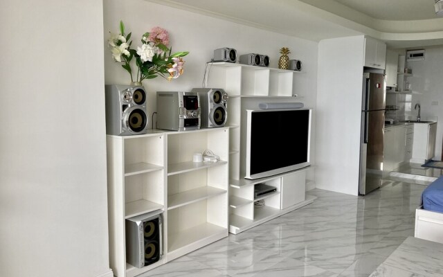 Paradise Condominium by PSR