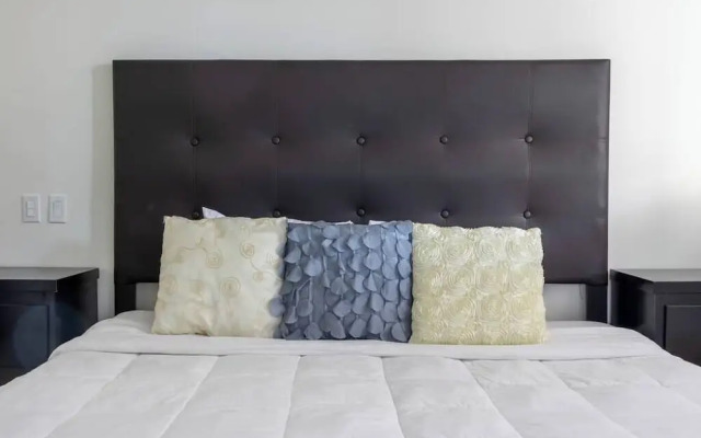 Find Peace at a Modern Ground Floor Condo