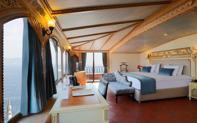 Sultanahmet Palace Hotel