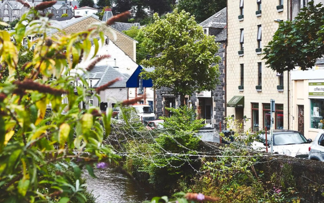 The Ranald Apartments