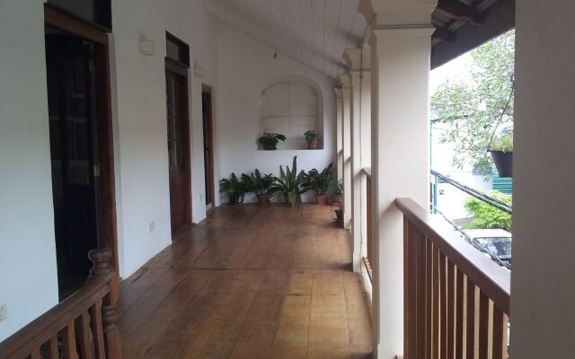 Cool Rooms In Galle Fort