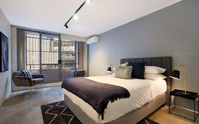 Central 1-bedroom Apartment With City Views – Guest Rooms – Sydney