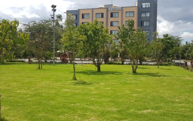 Peaks Hotel Limited