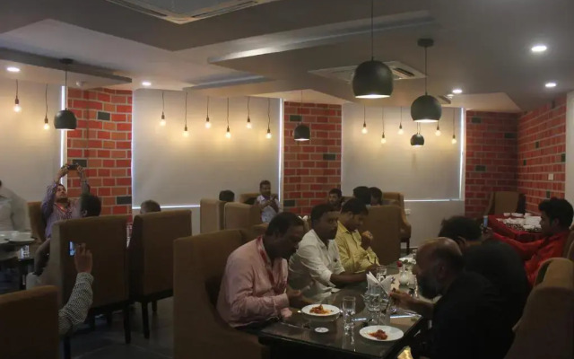 OYO 9265 Blue Lagoon Premium Hotel