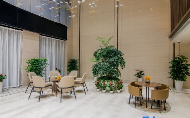 Yitel Collection (Shanghai Qiantan Yangsi SubwayStation Road)