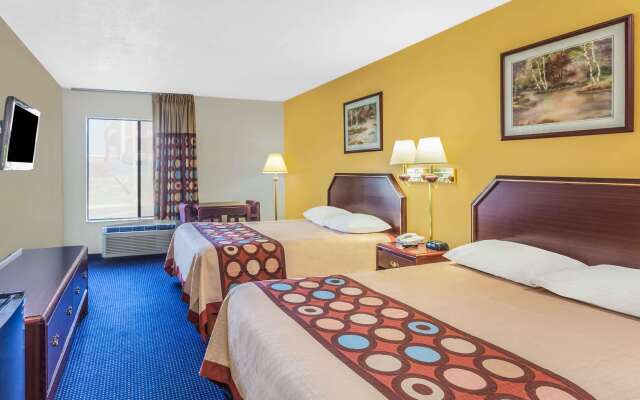 Super 8 by Wyndham Morristown/South