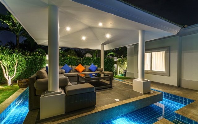 Luxury Pool Villa 608