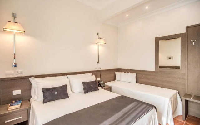 Hotel Mirti