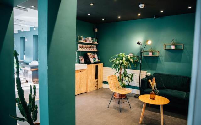 Hyve Hotel Basel - Hostel