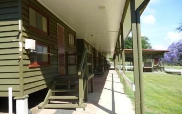 Christmas Creek Cafe & Cabins