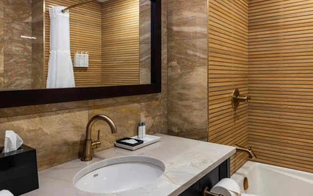 Halifax Tower Hotel & Conference Centre, Ascend Hotel Collection
