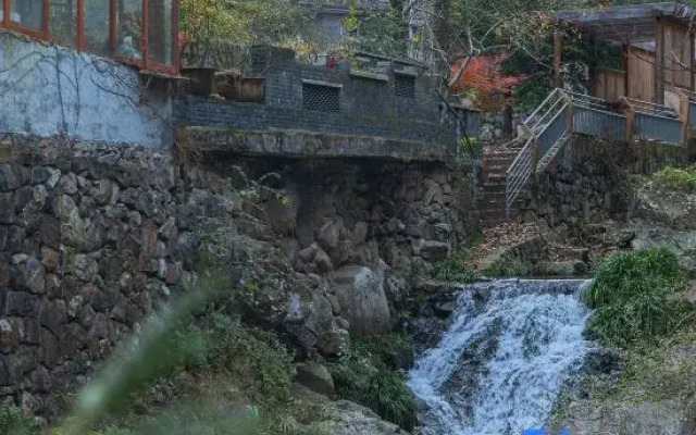 Summer Falls Homestay in Xiazhuang