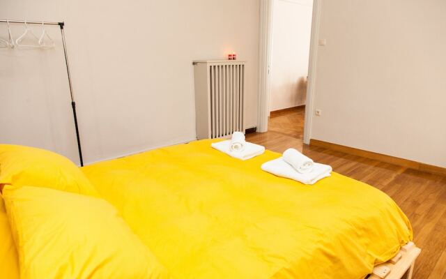 Stay in Fabulous Apartment in Athens